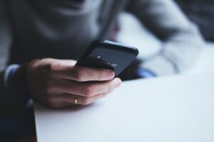 How to help someone with suicidal thoughts over text